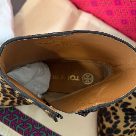 Tory Burch Lila genuine calf hair pointed toe leopard print bootie size 6,5 new - Picture 15 of 16